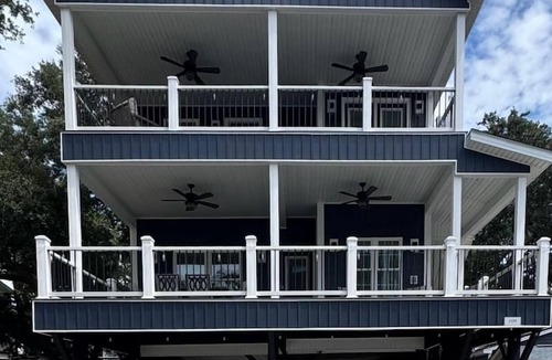 Surfside Beach House | Myrtle Beach Ocean Lakes 5BR Luxury Family Home, 192 Steps to Beach + Free Golf Cart