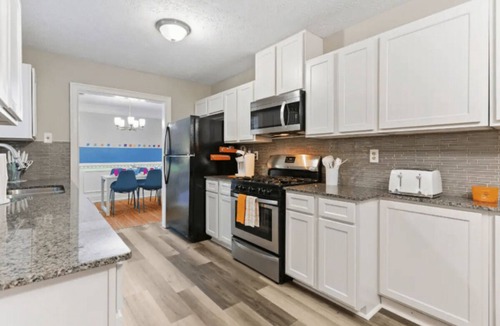 Johns Creek House | N Atlanta Home - Game Room, Firepit, BBQ, Sleeps 9