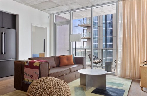 Rainey Street Historic District Apartment | Natiivo by AvantStay