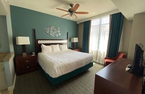 National Harbor Resort | National Harbor | Pool & DC Access | Harbor Getaway Stay