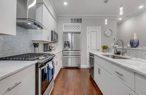 Trinidad Bed & Breakfast | "Nations Capitol Comfort - Your Corporate Quintessential Stay"