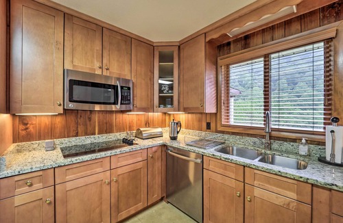 Bakersville House | Near Hiking: Home w/Trout Stream in Bakersville!