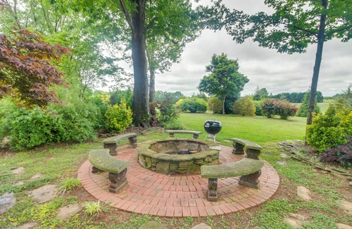 Lawndale Apartment | Near Hiking Trails: Spacious Studio in Lawndale