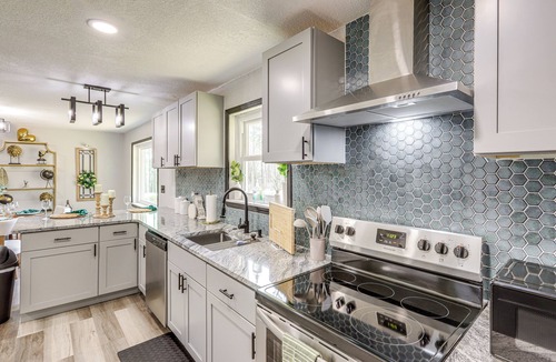 Loganville House | Near Lakes & Golfing: Spacious Loganville Home!