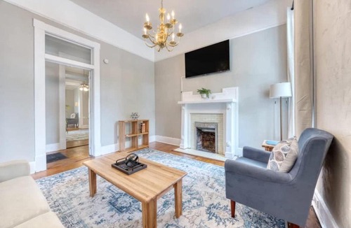 Columbus House | Near Parks Downtown & Riverwalk Midtown Muse Sleeps 14