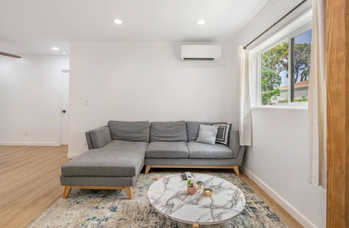 Diamond Head - Kapahulu - St. Louis House | Near Waikiki and Diamond Head with Exquisite 2Beds/2Bath