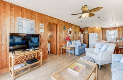Colington Cottage | Nena's - Oceanfront