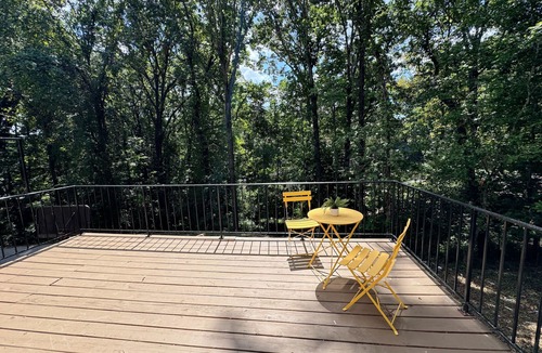 Roswell House | new 3-bedroom townhome in Roswell,nearby Avalon.north point mall,old mill park