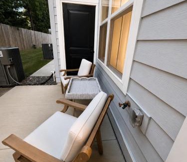 Northeast Raleigh Apartment | New 4BR Families and Groups in North Raleigh