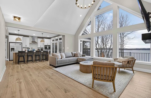 Bumpass House | NEW 5BR Lakefront Lake Anna, Beach, Dock, Views