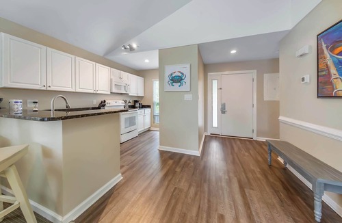 Fairfield Harbour Condo | New Bern Condo-Resort Living with Pool, Gym, & Water Views