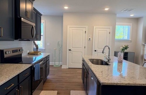 Lawrenceville House | New Built 3-bedroom townhome in Duluth near Gas South Arena.