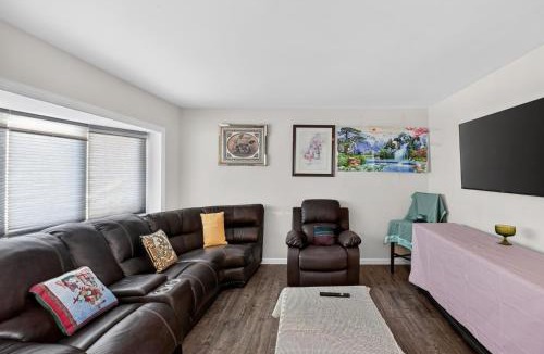 New Carrollton House | New Carrollton Home Between Baltimore + DC!
