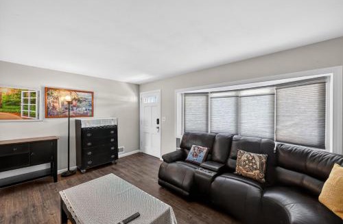 New Carrollton House | New Carrollton Home Between Baltimore + DC!