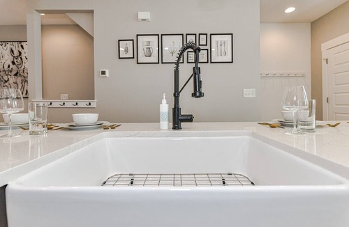 Plaza Midwood House | NEW! Chic 3brm ❤️ Of CLT City Center
