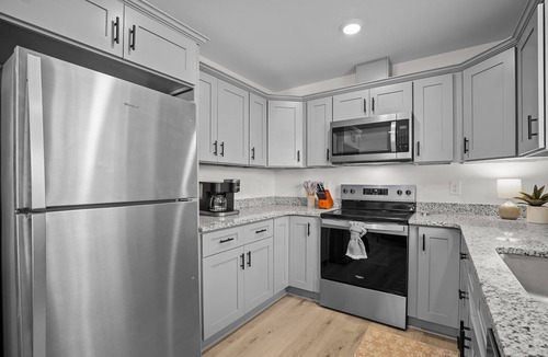 Winston - Salem House | New Custom Built Luxury 3 bed/2 bath Home w Fenced Backyard near Hospitals
