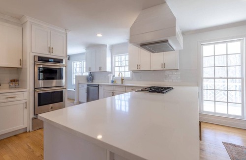 Acworth House | New! Cute and Updated Home Near Lakepoint Baseball Complex | Lake Acworth | Lake Allatoona
