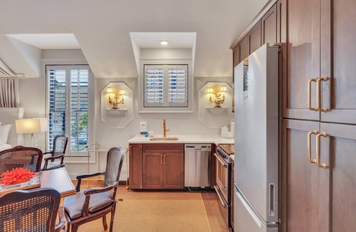 Hitch Village - Fred Wessels Homes Apartment | New Designer Digs on Savannah's Riverfront by Lucky Savannah