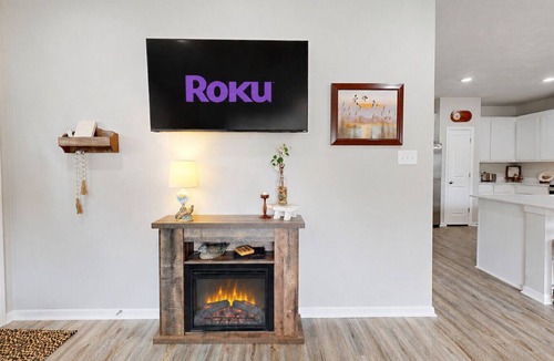 Bryan Apartment | *New* Ducks & Diamonds 3br/3bath