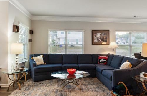 Athens House | New Haven at Towne Square w Patio