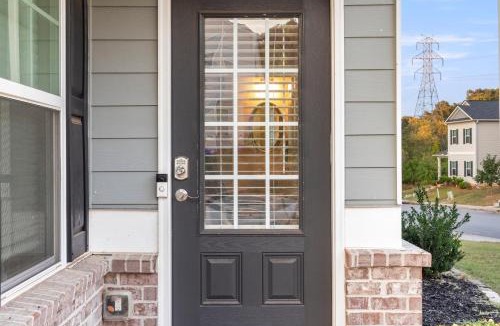 Athens House | New Haven at Towne Square w Patio