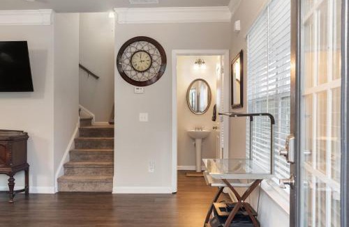 Athens House | New Haven at Towne Square w Patio
