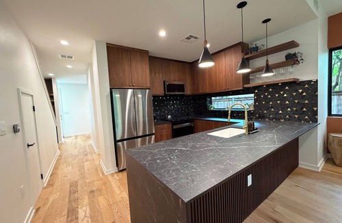 Dawson House | New Home Near South Congress and Downtown with Patio and Huge Backyard