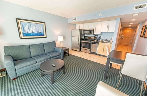 Downtown Myrtle Beach Condo | New Honey Moon Suite, 1BR Direct Oceanfront, Pools