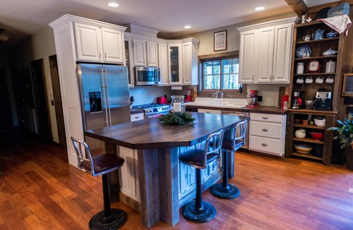 Canton House | NEW LAKEFRONT CRAFTSMAN STYLE HOUSE IN THE MOUNTAINS