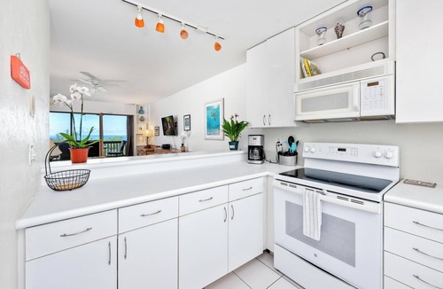 Kahaluu-Keauhou Condo | New Listing, Kona Westwind 2/2, Pool, Ocean Views