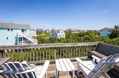 Duck House | New Listing Steps from beach & sound access