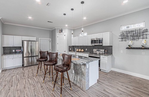 DeSoto House | NEW LOVELY MODERN RETREAT,NATURE VIEWS