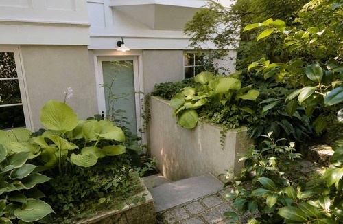 Cleveland Park Apartment | New Luxe Studio Cleveland Park near Zoo