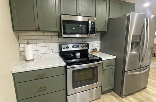 Jacksonville House | *NEW* Modern Boho 2-bedroom home