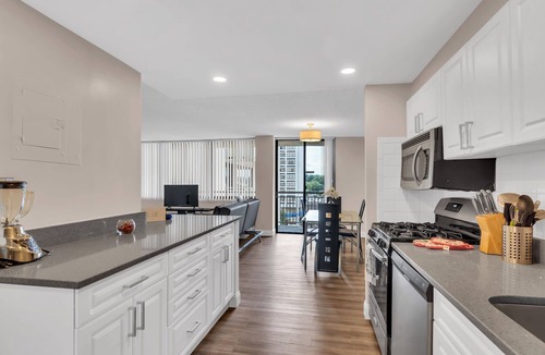 Crystal City Apartment | NEW! NEW LISTING! NEW! Arlington 2BR Furnished Apartment in Crystal City