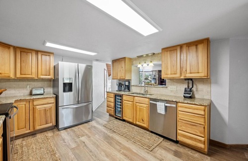 Spicewood House | NEW* The Cozy Corner | Windermere Oaks | Lake Travis