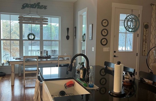 Thomson Other | New to market - modern farm house Masters rental
