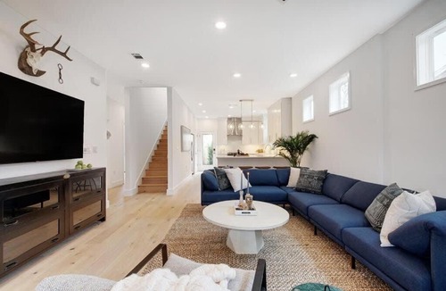 East MLK House | Newly Constructed Chic Home with Hot Tub