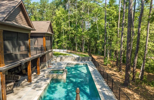 McCormick Apartment | Newly constructed luxury retreat on Lake Thurmond. The sleeping arrangements for this property are 3 queen beds.