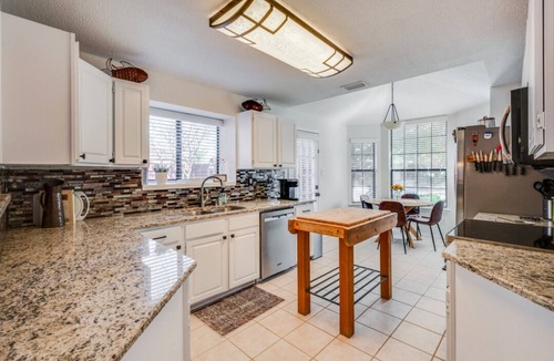 West Arlington House | NEWLY REMODELED 3 BEDROOM HOME GREAT LOCATION