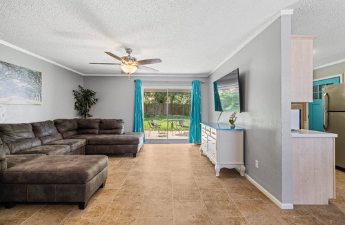 Copperas Cove House | Newly Remodeled Modern House in quiet area