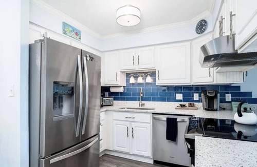Emerald Isle Condo | Newly remodeled second floor condo at Pebble Beach