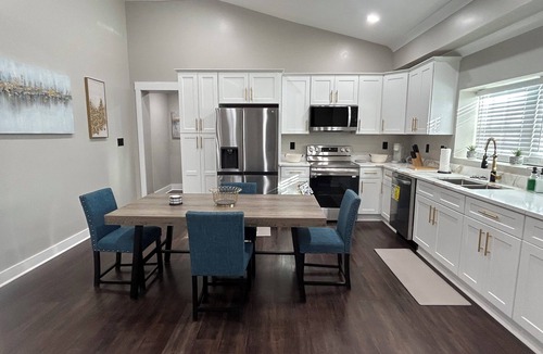 Covington House | Newly renovated 4-bedroom house in beautiful Covington