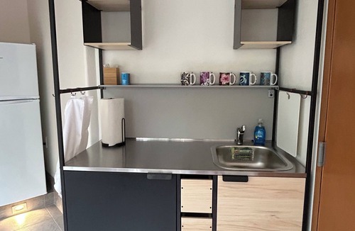 Kahaluu-Keauhou Apartment | Newly renovated air-conditioned studio in a gated community near Kona