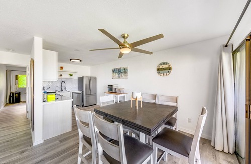 Keauhou Condo | Newly Renovated Condo with SUP Paddle Boards and Golf Clubs Included
