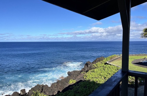 Kapoho House | Newly Renovated in June 2025, 3-Level Oceanfront Home with views from every room