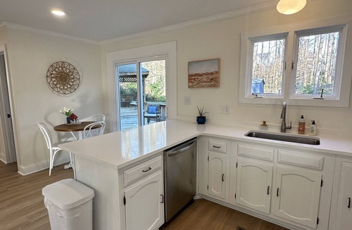 North Raleigh House | Newly renovated midtown home near North Hills Mall, PNC Arena, NCSU, downtown.