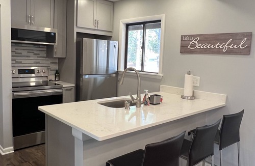 Pinehurst Condo | Newly Renovated Modern 3BR/2BA Condo on Pinehurst #5 with Lake Views