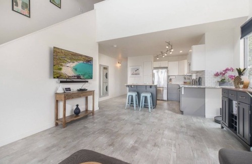 Historic Kailua Village Condo | Newly renovated, ocean view, steps from downtown