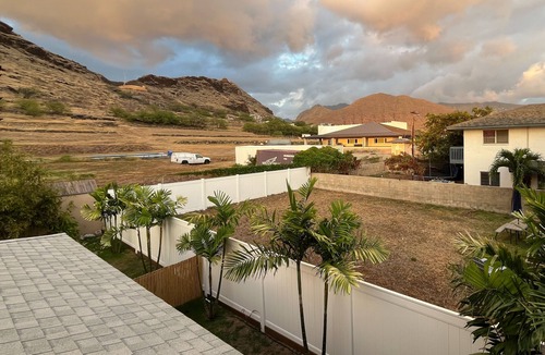Nanakuli House | Newly renovated three bedroom with private lanai, A/C, WIFI, close to the beach